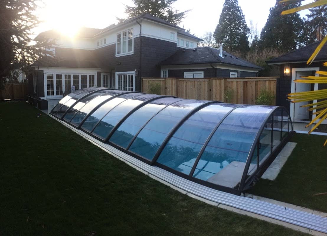 ALBIXON CANADA RETRACTABLE ENCLOSURES project photo 2