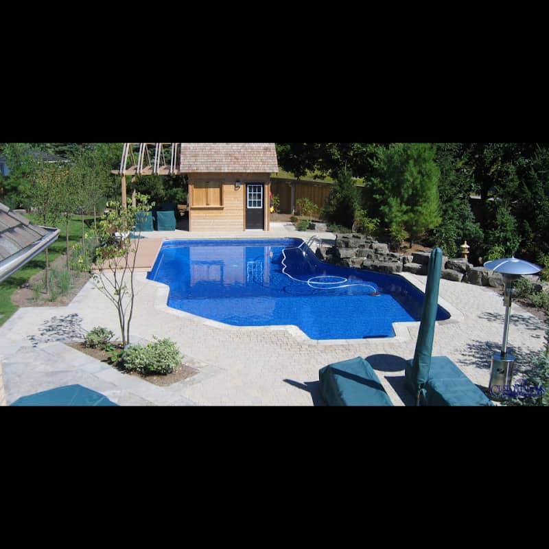 Custom Pools & Landscaping project photo 3
