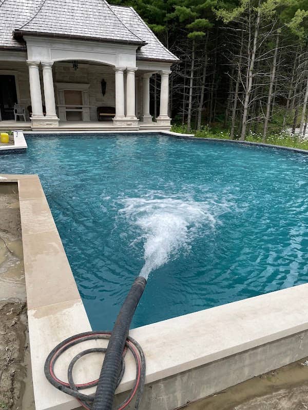 G3 Pool & Spa' s Custom Pool Designs project photo 2