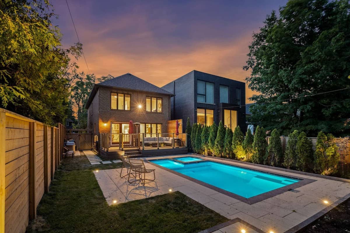 Golden Water Aquatics, photographed at its own listing