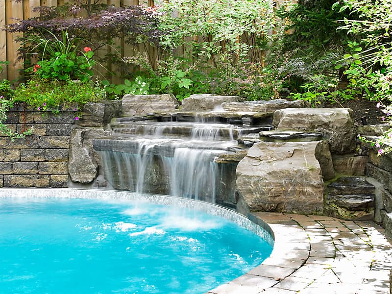 Pioneer Family Pools & Spas project photo 3
