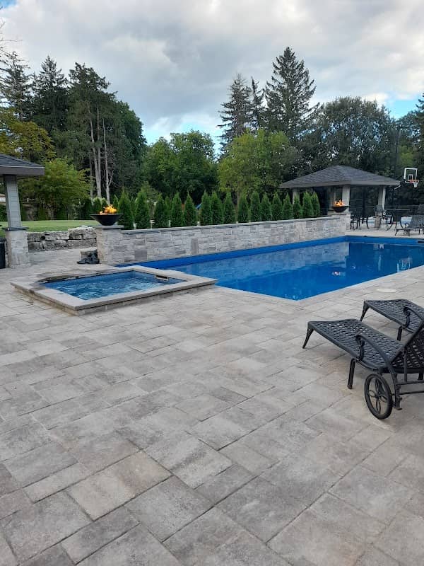 Silver Pools Sales & Service project photo